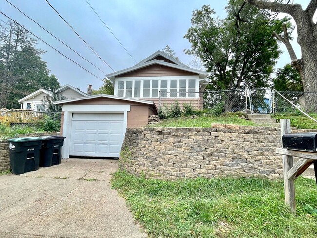 South Omaha Bungalow - South Omaha Bungalow House
