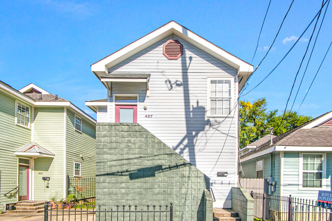 Building Photo - 407 N Tonti St