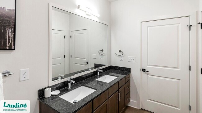 Foto del edificio - 170 Graphics Dr