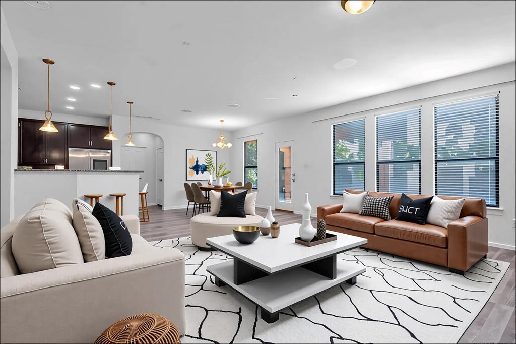 Foto principal - 10217 English Oak Dr