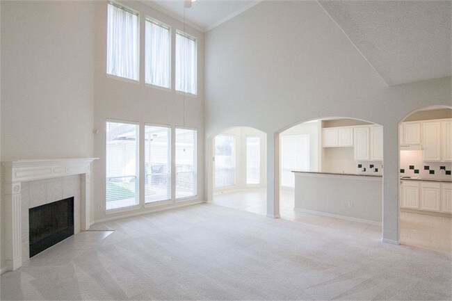 Foto del edificio - 23618 Shadow Creek Ct