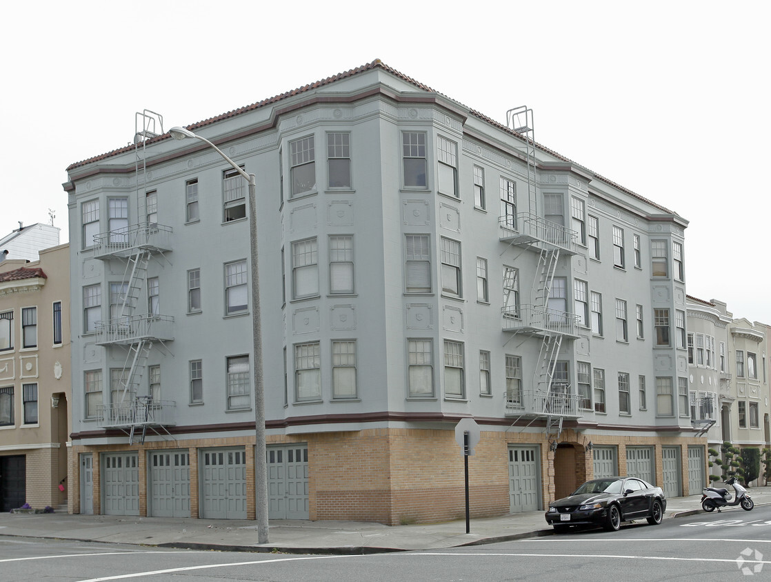 Primary Photo - 2201 Francisco St
