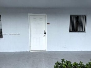 Building Photo - 6011 W 24th Ave