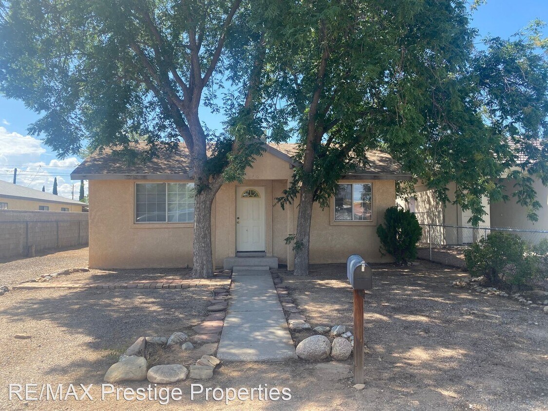 2040 Pasadena Ave, Kingman, AZ 86401 House Rental in Kingman, AZ