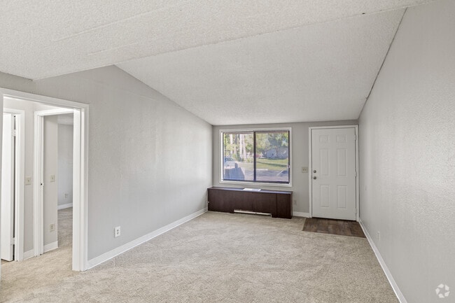 1BR, 1BA - 576SF - Living Room - Jupiter Cove