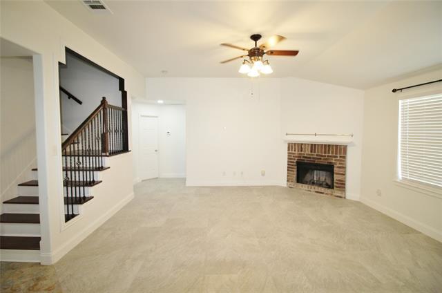 Foto del edificio - 928 W Oakcrest Dr