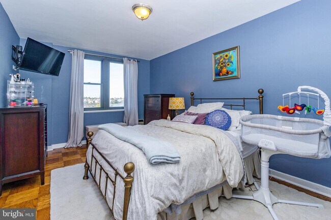 Building Photo - 2601 Pennsylvania Ave