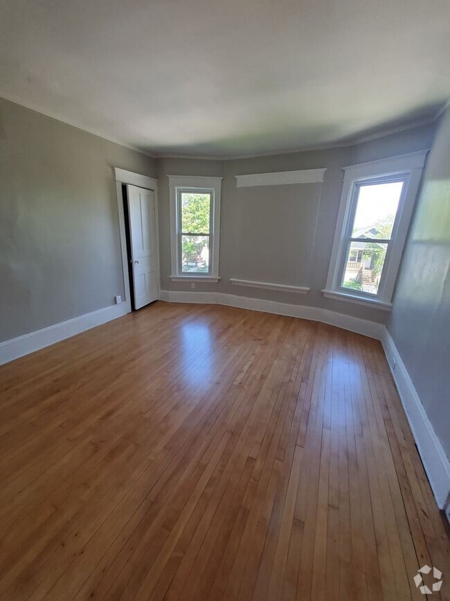 Building Photo - 2023-2025 N 24th St. (Duplex)