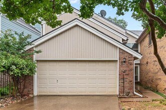 Building Photo - 1417 Earlshire Pl