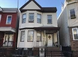 Primary Photo - 423 New York Ave
