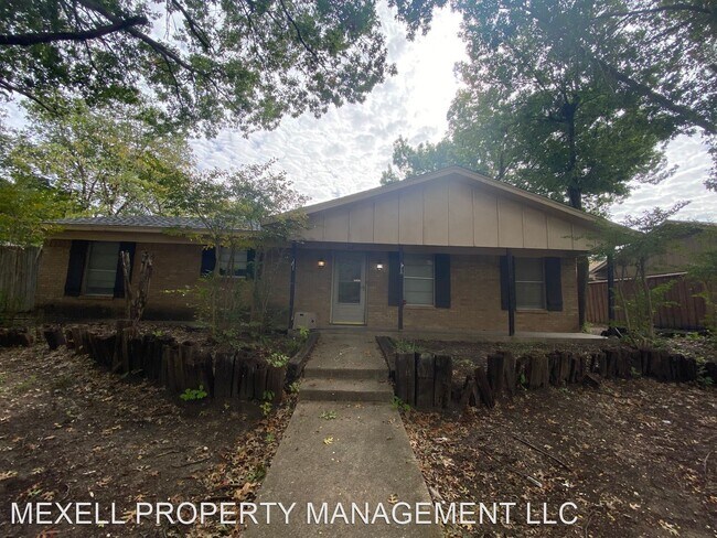 Building Photo - 3 br, 2 bath House - 112 WESLEY DR