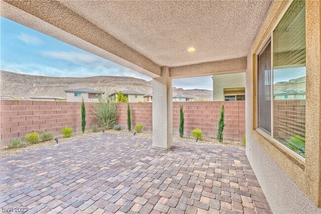 Building Photo - 9757 Pyrite Mystery Ave