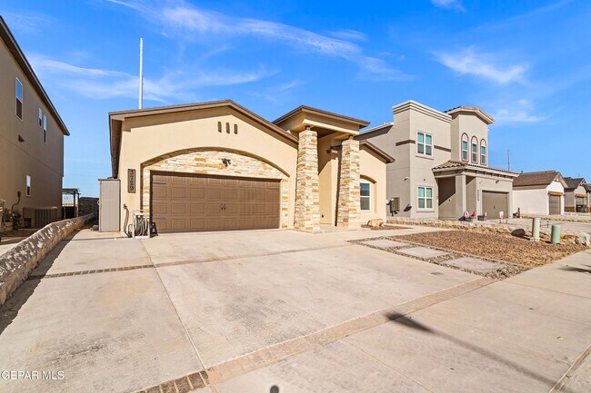 Foto del edificio - 3729 Surmise St