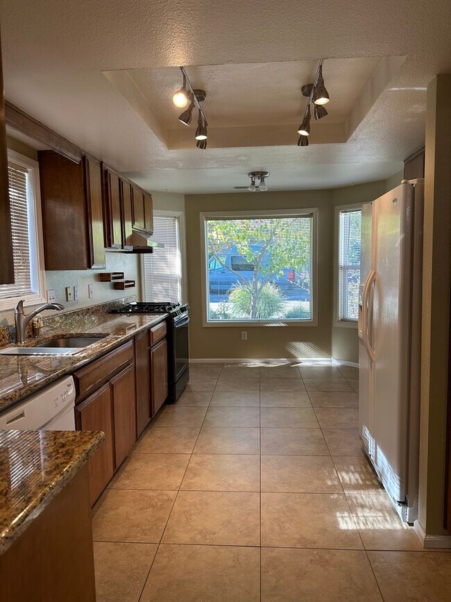 Foto del edificio - Rent this Charming 3 Bedroom, 2 Bath Home in Ashland & get 1/2 off the first full month's rent!!