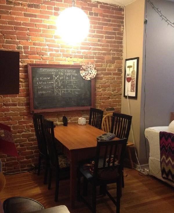 Building Photo - 28 Symphony Rd