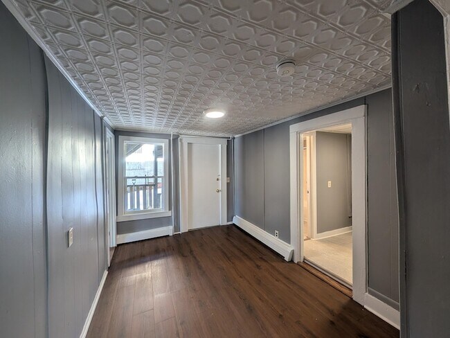 Foto del edificio - 13-15 Walnut Street Unit 3