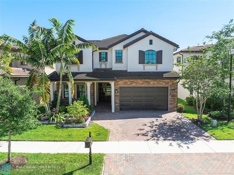 Foto principal - 11036 Meridian Dr N