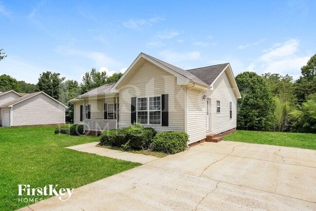 Building Photo - 4100 Salem Landing Dr