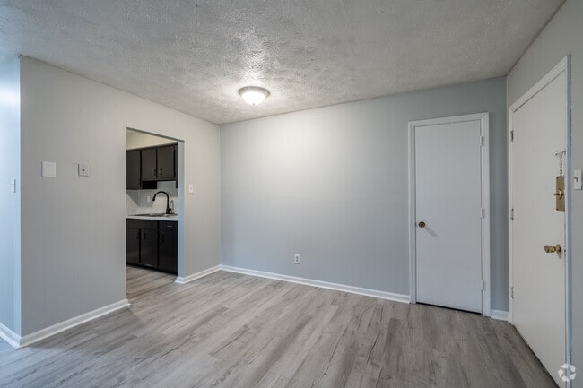 Interior Photo - Summit Apartments