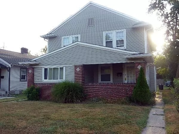 Foto principal - 6039 N College Ave