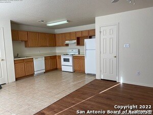 Foto del edificio - 11221 Terra Loop Rd