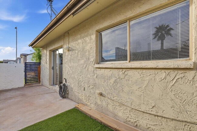 Foto del edificio - 3039 N 38th St