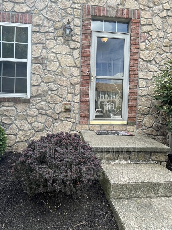 Primary Photo - 134 E Beaver St