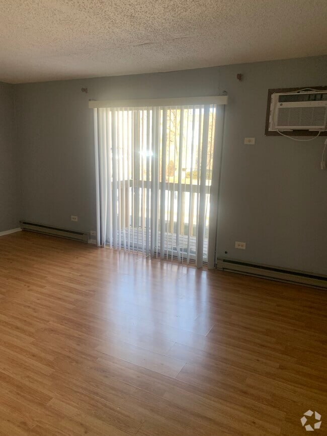 Apartments for Rent Near Joliet Junior College Joliet, IL Student