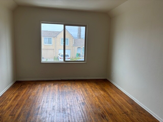 Building Photo - 33 17th St