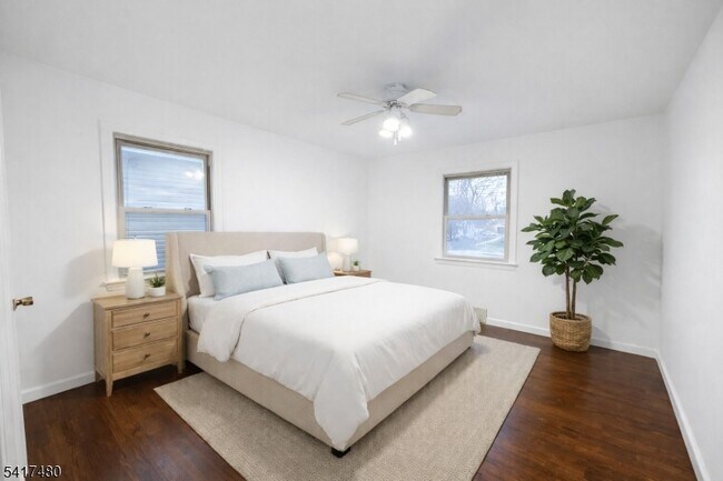 Foto del edificio - 2828 N Stiles St