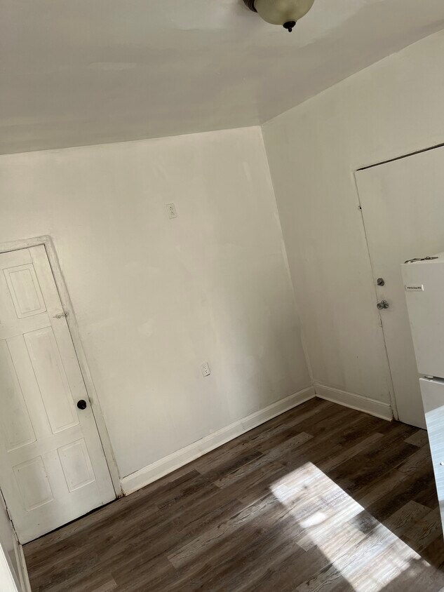 Primary Photo - 4433 N 18th St