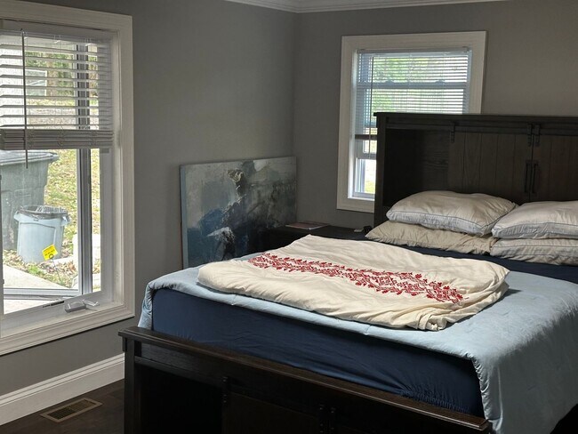 Building Photo - 2 Bedroom Single Family Home in Linthicum ...