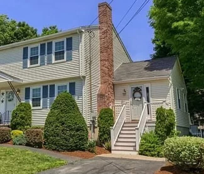 33 Mount Vernon St, North Andover, MA 01845 House Rental in North