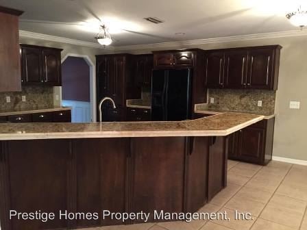 Building Photo - 4 br, 2.5 bath House - 101 Club Way