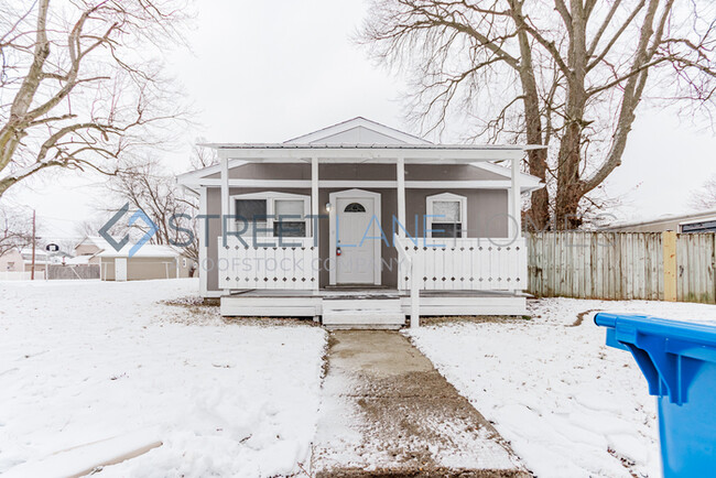 Building Photo - NOW OFFERING $250 OFF FIRST FULL MONTH IF ...