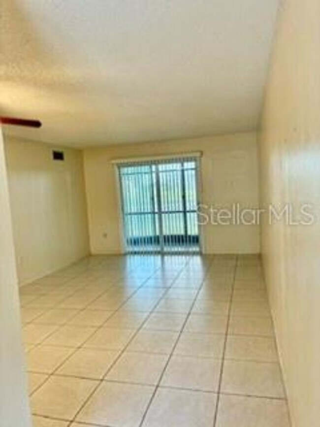 Foto del edificio - 211 Airport Ave E