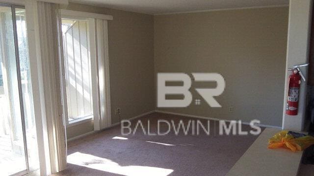 Building Photo - 2031 Sea Cliff Dr S