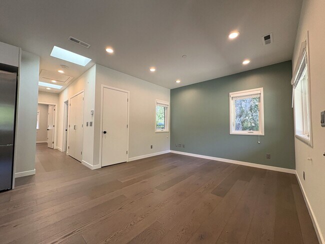 Foto del edificio - Beautiful 2BD/2BA ADU in Peaceful Portola Valley Setting