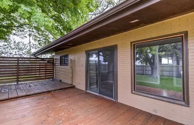 Building Photo - ** LARGE HOME ** CHATHAM SCHOOLS ** SPRING...