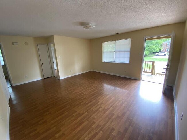 Foto del edificio - 11824 E Gateway Dr SE