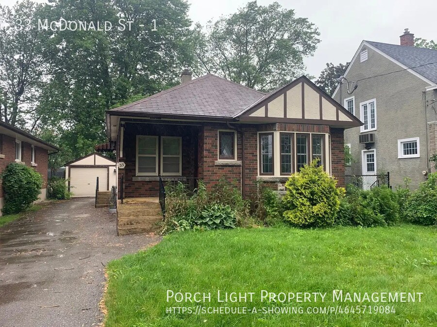 Primary Photo - Main Floor 3 Bedroom in St. Catharines wit...