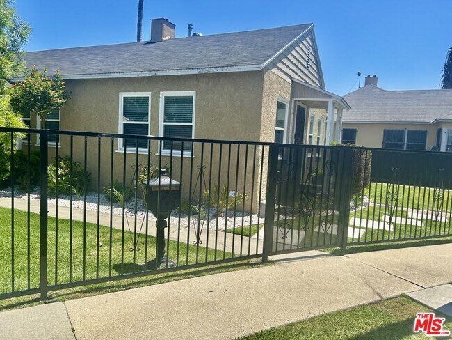 Foto del edificio - 228 S Matthisen Ave