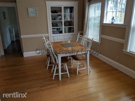 Building Photo - 2 br, 2 bath Apartment - 12 Westbourne Rd