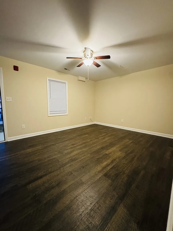 Building Photo - 1150 Cross Creek Cir