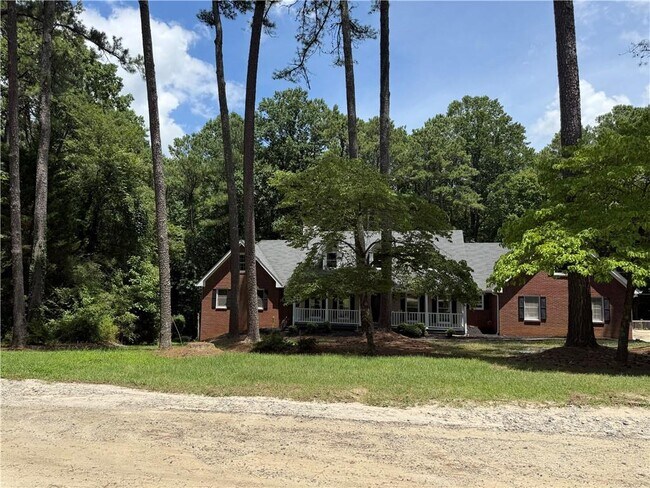 Building Photo - 12265 King Cir