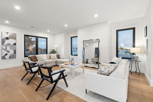 Foto del edificio - 238 Webster St