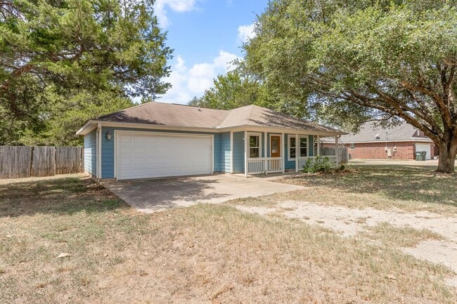 Building Photo - 135 Kaeleku Ln