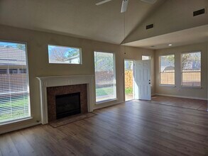 Building Photo - 5419 Bear Hunters Dr