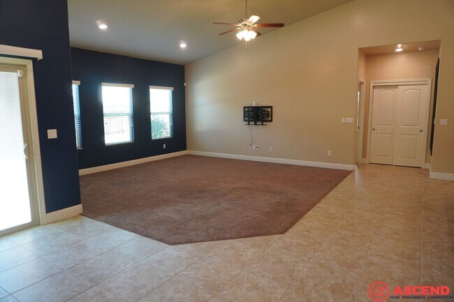 Foto del edificio - Captivating Home in the Southwest!