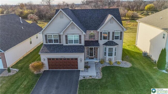 Building Photo - 4247 Beech Dr